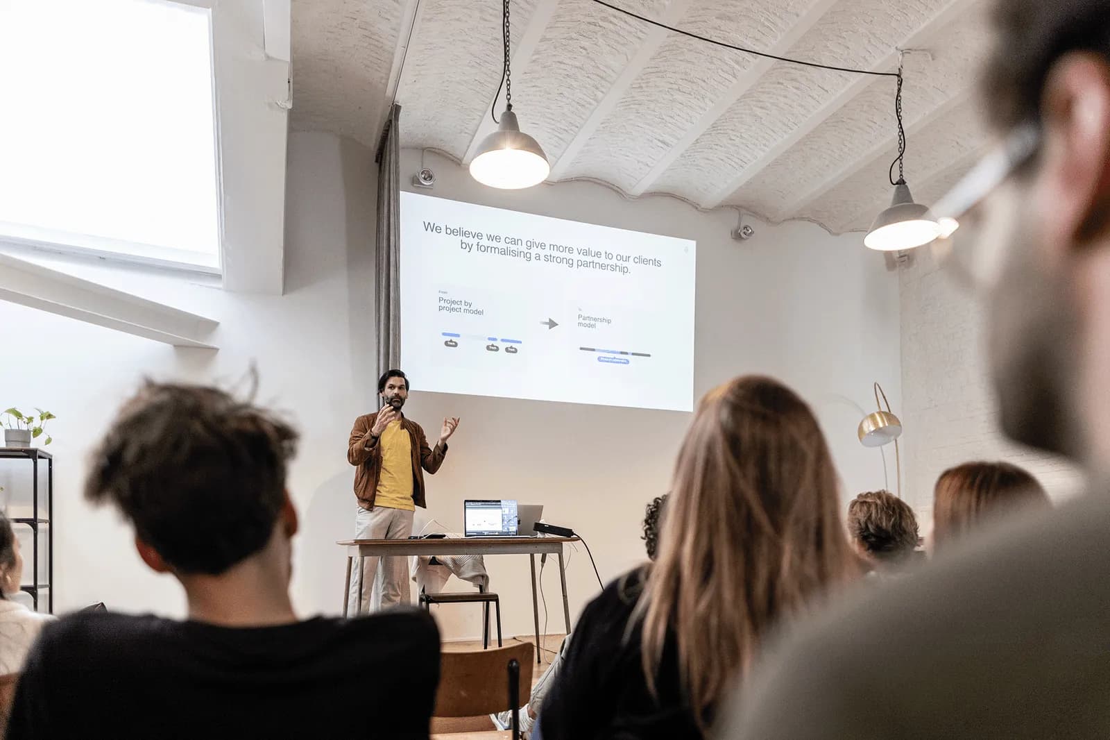 Run an intrapreneurship program